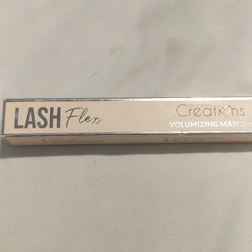 NWT Mascara
